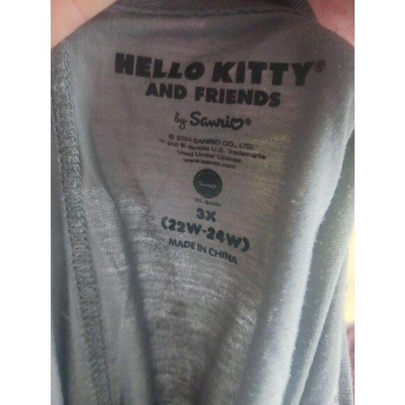 Hello kitty and friends plus size graphic tee Short sleeve 3X - Picture 4 of 4